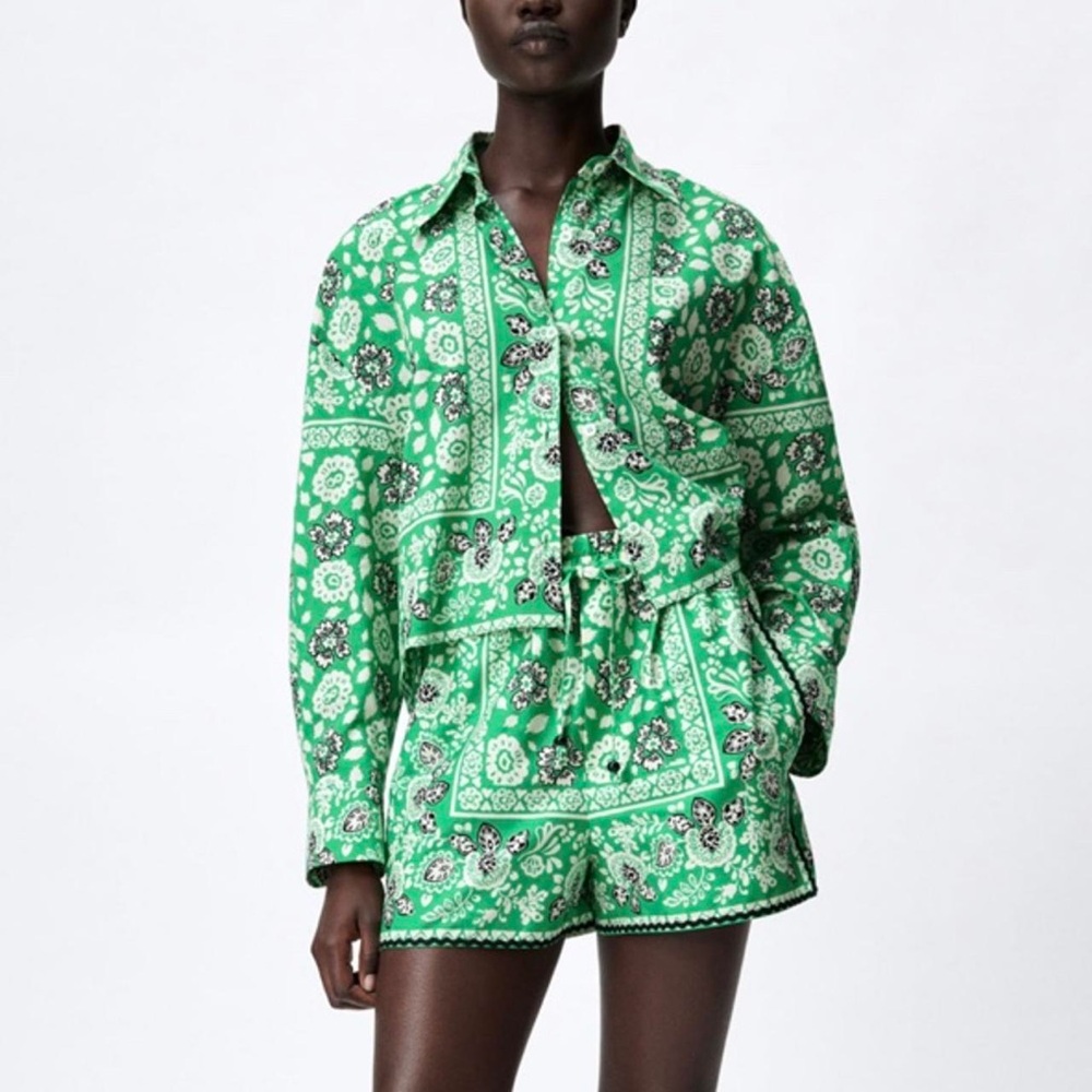 ZARA Set Green & White Bandana Print Cotton Set Top XL Shorts L  (item #A12)
